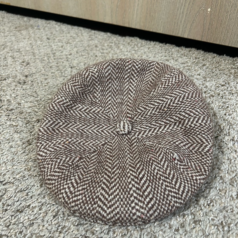 NWT Kangol Brown Cream Herringbone Flat Cap Wool Blend Men's Size Medium Outdoor